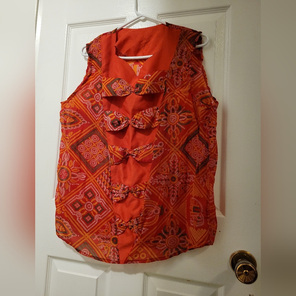 1980's Tailored Pstterned Sherr Top